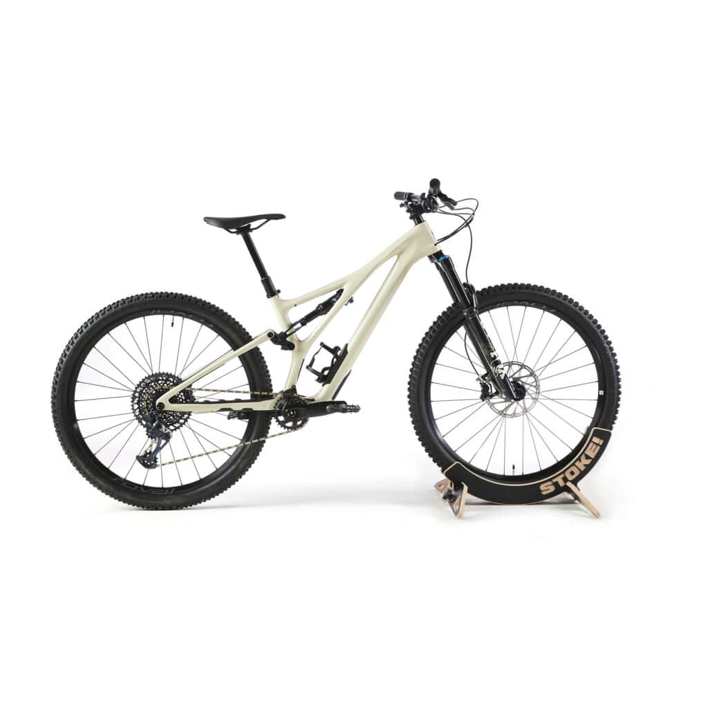 black mountain adjustable bike stand